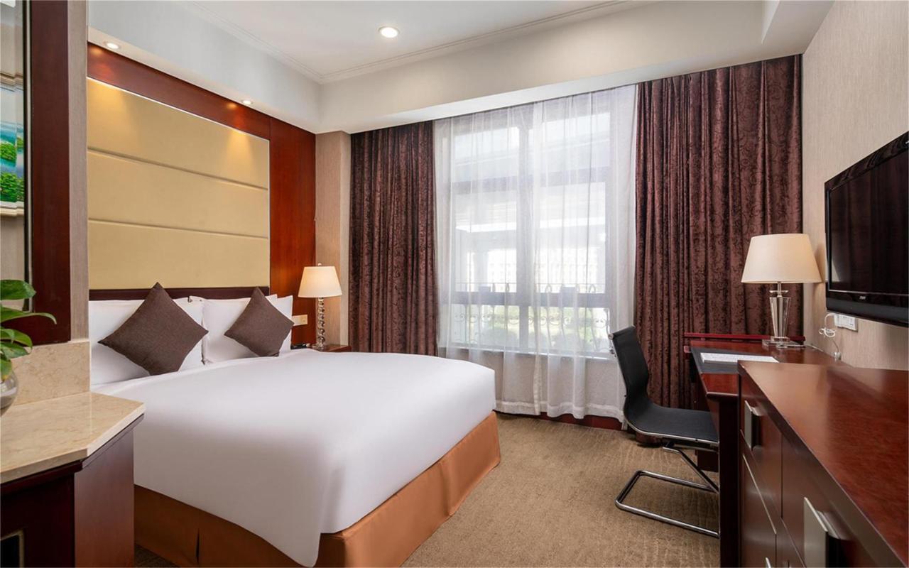 Wyndham Shanghai Hongqiao-Near Necc Kültér fotó